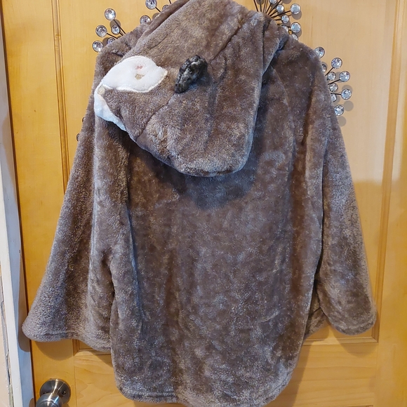 Cozy Brown Kids Animal Hoodie - Picture 2 of 3